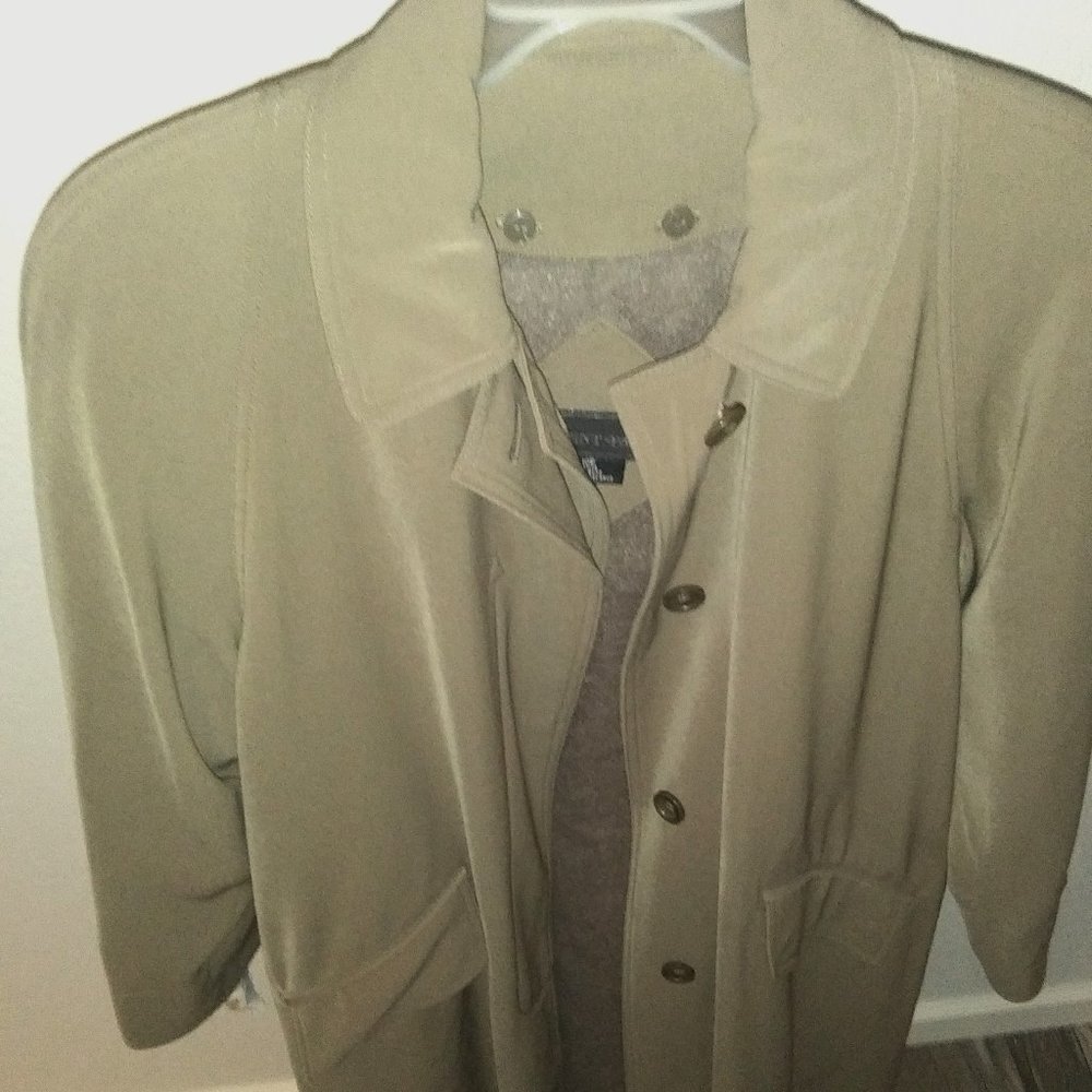 Regent Park Trench Coat / Rain Coat